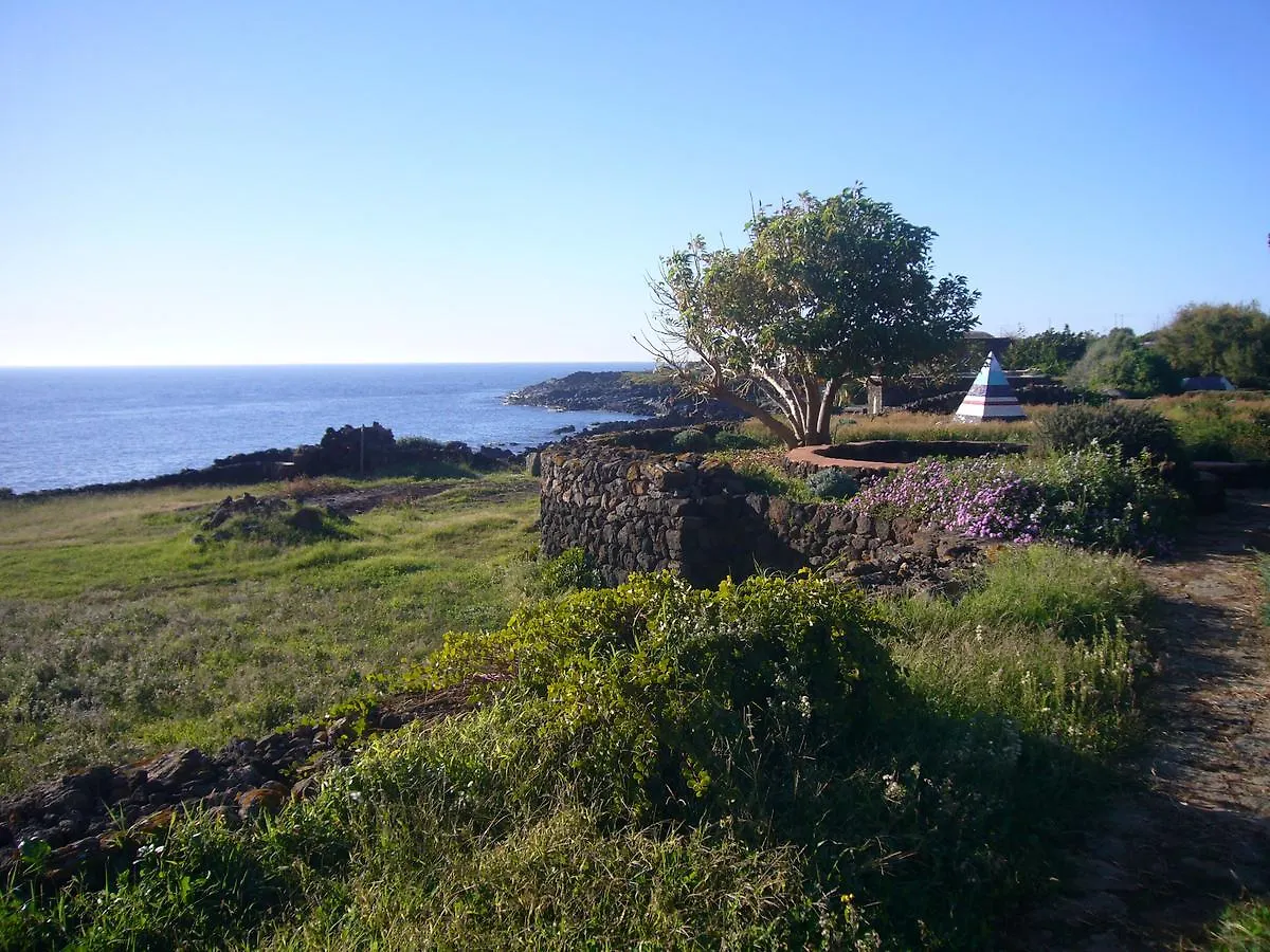 Villa Relais Euterpini à San Michele  0*, San Michele (Pantelleria)